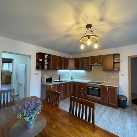 Apartman Kamenak Вимперк Екстериор снимка