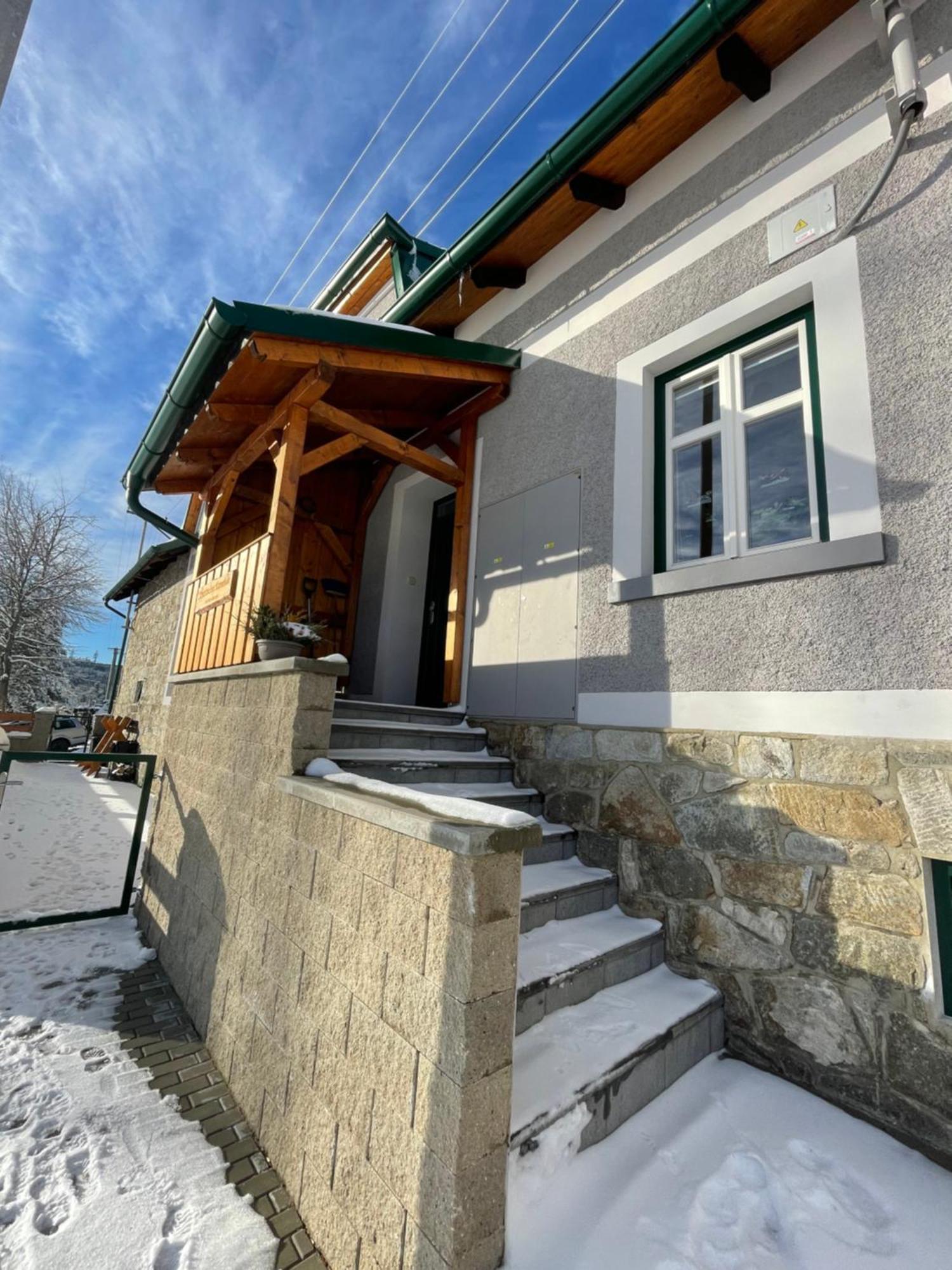 Apartman Kamenak Вимперк Екстериор снимка
