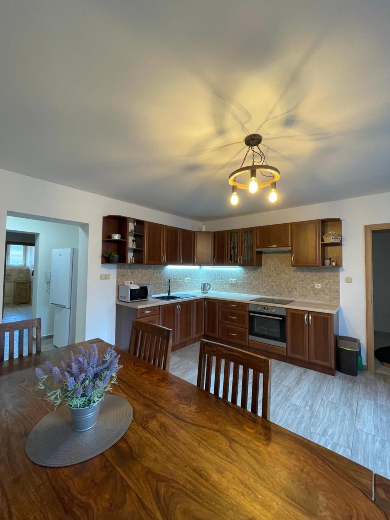 Apartman Kamenak Вимперк Екстериор снимка